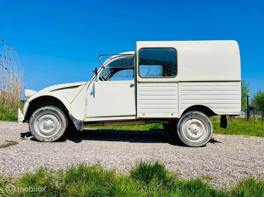 Aks 400 Ivoire Borely 01-1975 94.090 km | Import Spanje, Voorwielaandrijving, 602 cc, Overige carrosserieën, Citroën
