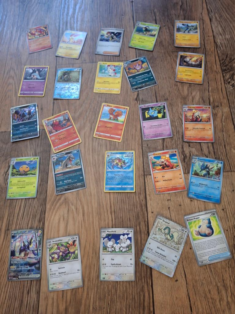 25 euro pokemon kaarten, Ophalen of Verzenden, Zo goed als nieuw