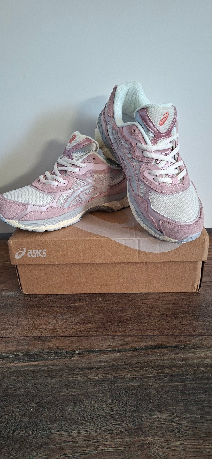 Nieuw! ASICS Gel-Kayano 14 Cream/Rose Water - Maat 39, Nieuw, Ophalen of Verzenden, Sneakers of Gympen, ASICS