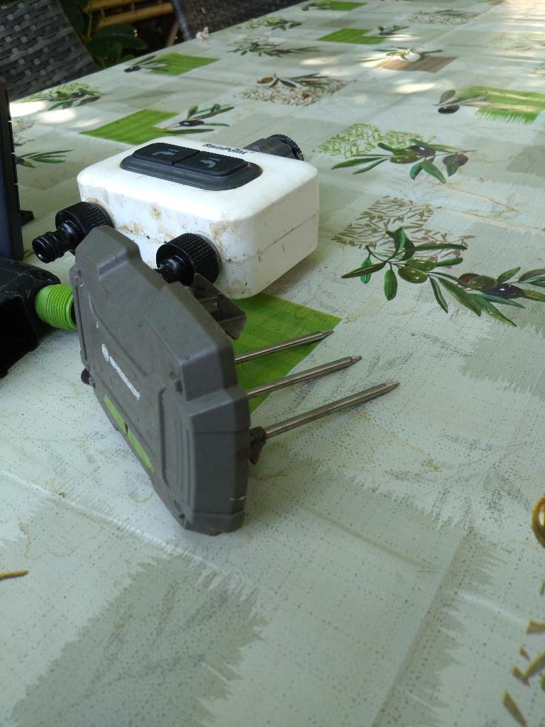 Beregeningsinstallatie met weerstation, Tuin en Terras, Verzenden, Zo goed als nieuw, Bestuurbaar via app