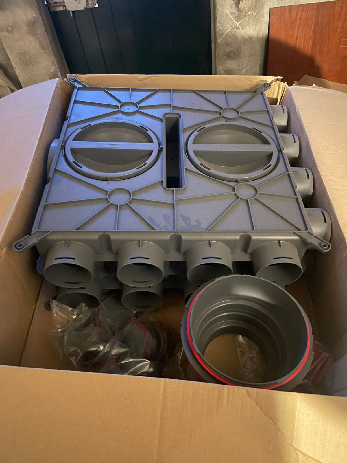 Ubbink luchtverdeelkast DBOX816, Doe-het-zelf en Verbouw, Ventilatie en Afzuiging, Ophalen, Nieuw, Ventilator en Afzuiger