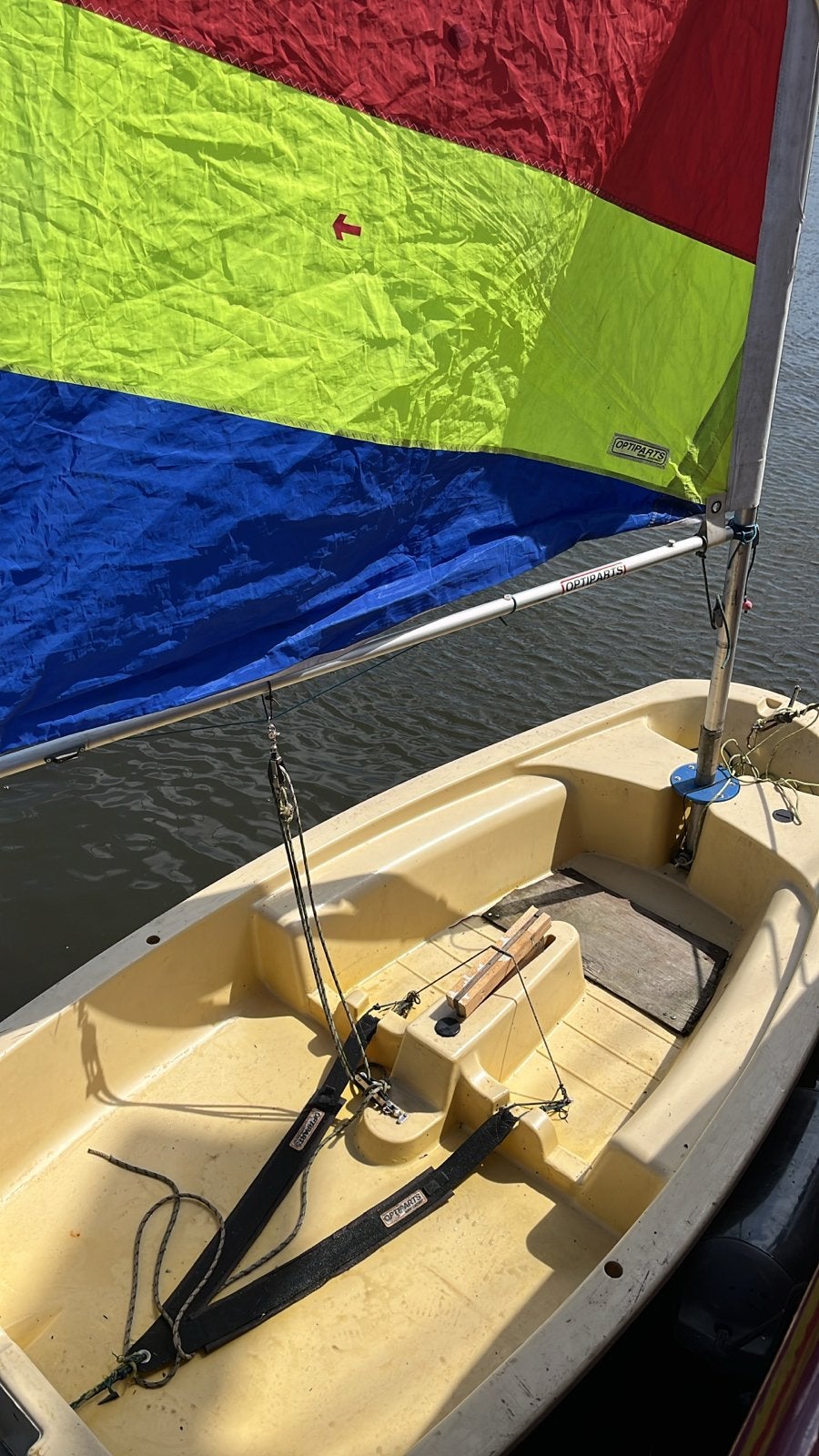 Complete Optimist zeilboot - niet de nieuwste, wel compleet, Watersport en Boten, Ophalen, Gebruikt, Overige typen