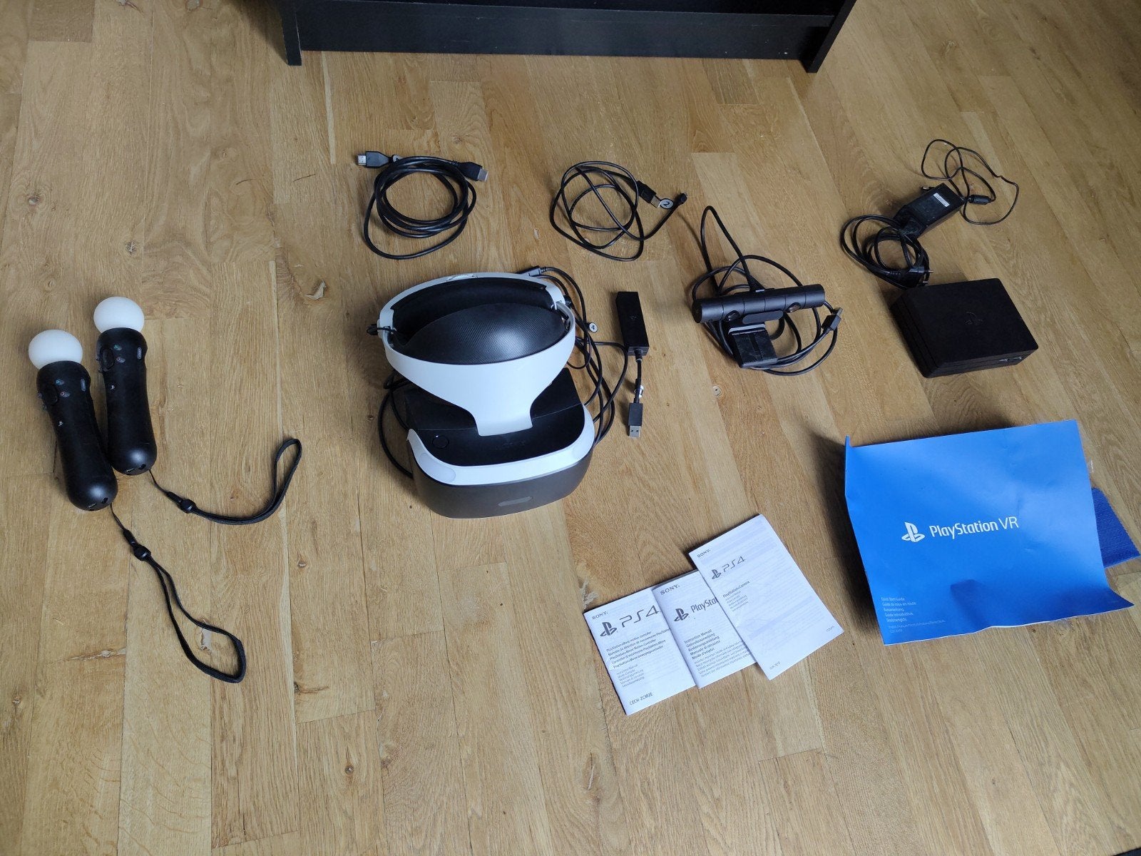 PSVR Complete Set met Camera Adapter Kabel voor PS5, Spelcomputers en Games, Virtual Reality, Ophalen, Gebruikt, VR-bril, Sony PlayStation