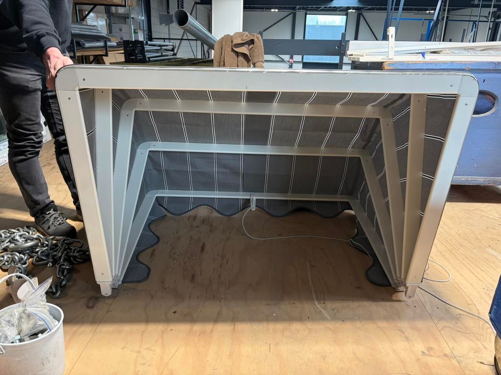 Markies, Ophalen, Markies, Minder dan 150 cm, Minder dan 250 cm