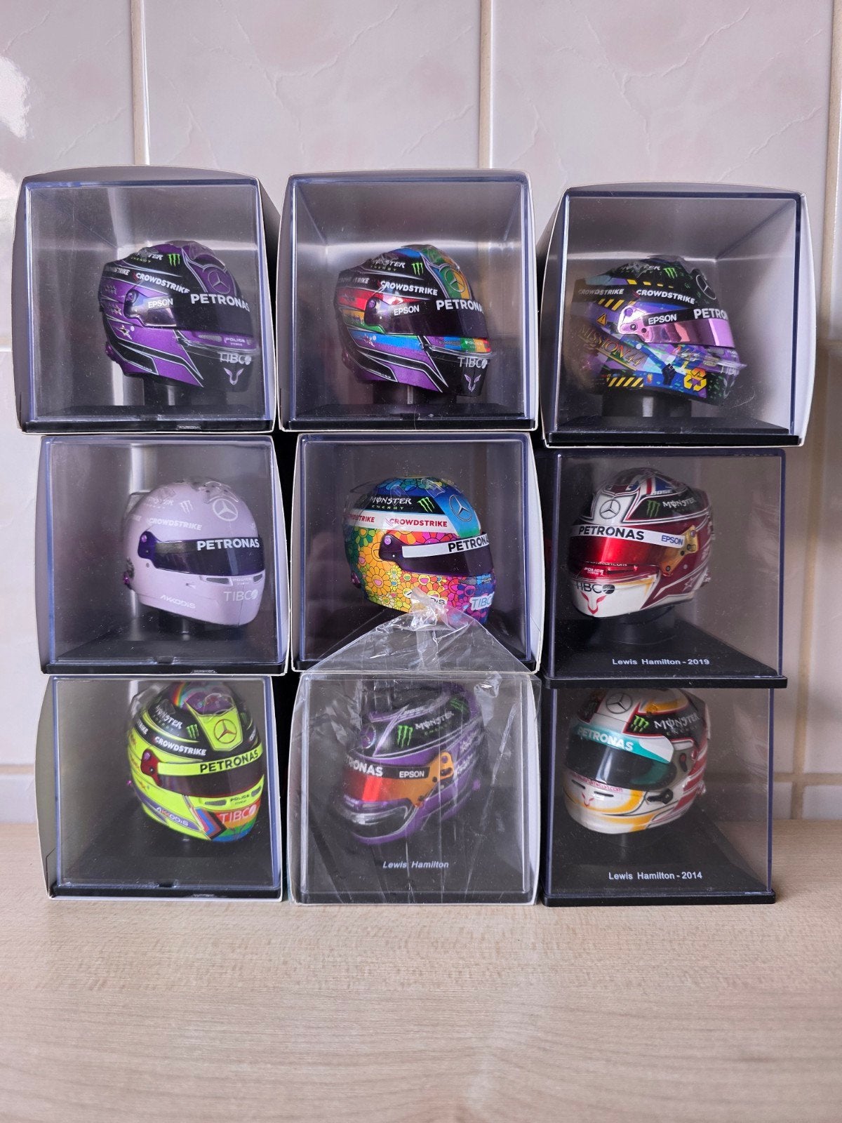 9x Lewis Hamilton 1/5 helm, Ophalen of Verzenden, Nieuw, Formule 1