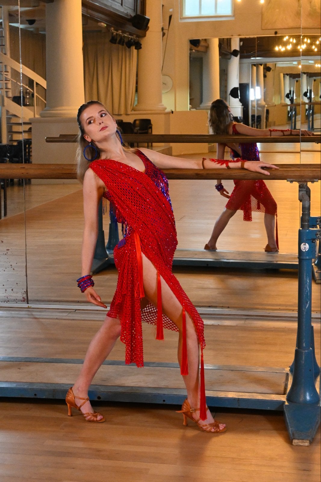 Latin jurk rood met accessoires - StefDressCouture, Ophalen, Zo goed als nieuw, Maat 36 (S), Rood
