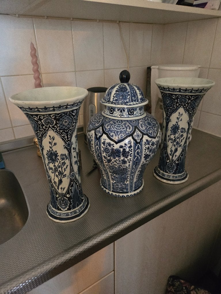 Delftsblauw vazen set, Ophalen