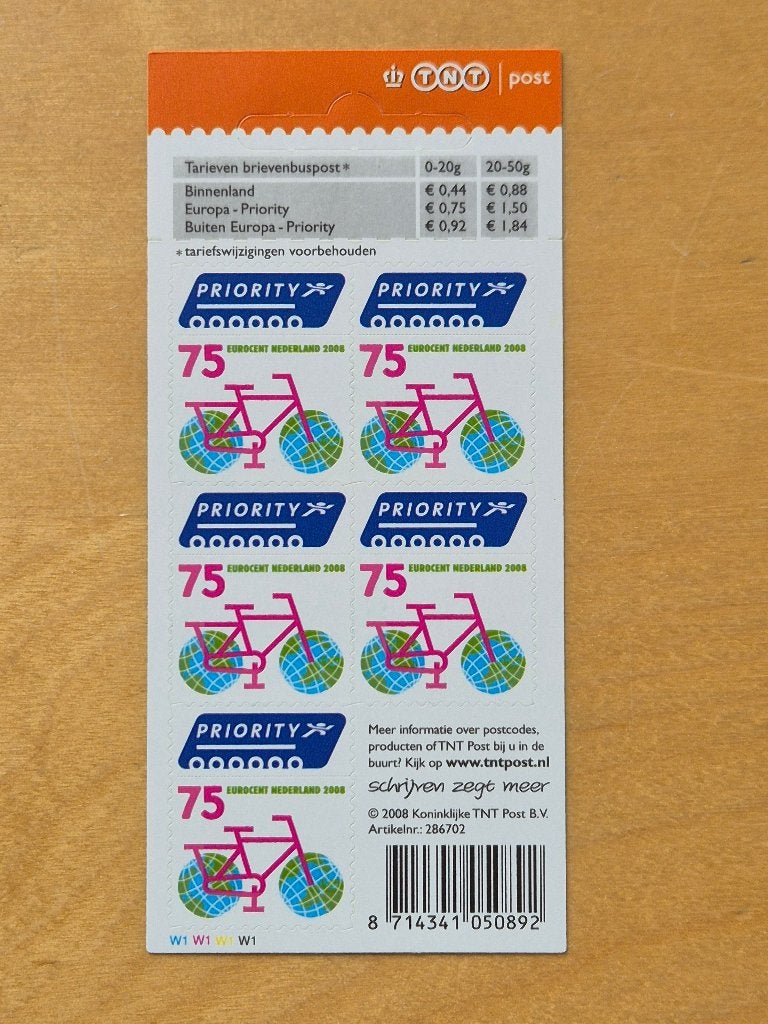 Hangmapje - 5 Europa €3,75 - Dicht hangoog - Nu €3,50, Ophalen of Verzenden, Na 1940, Postfris