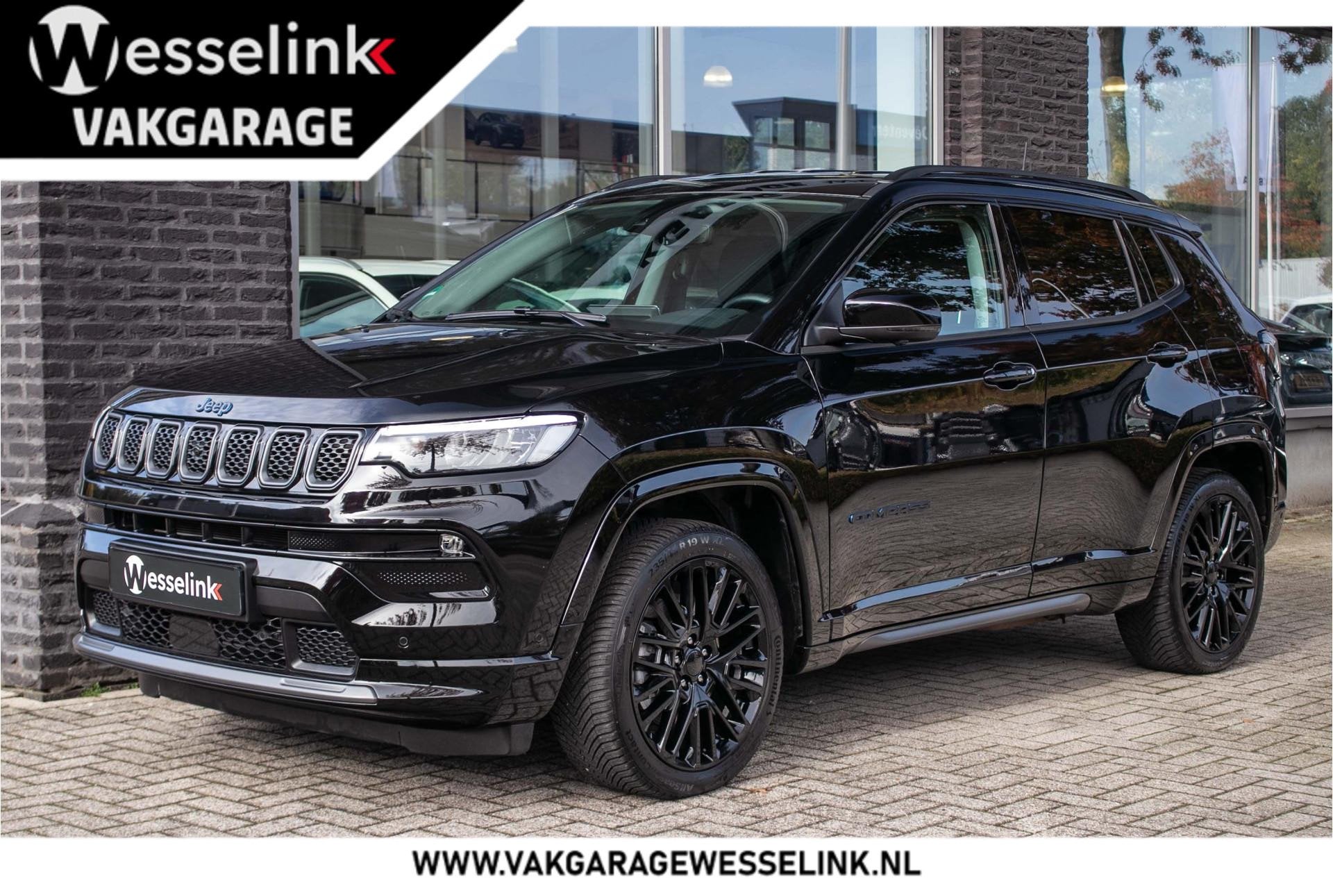 Jeep Compass 4xe 240 Plug-in Hybrid Electric S | Leder | 360, Automaat, 4 cilinders, 179 pk, Zwart