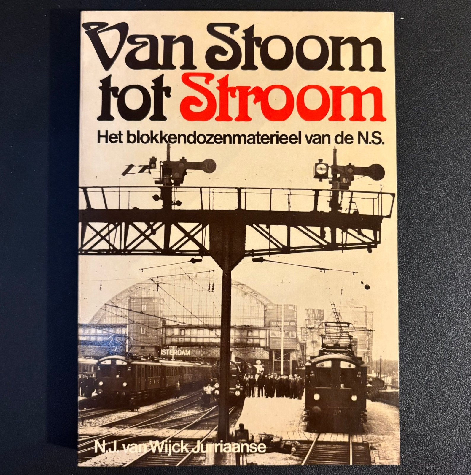 Van stoom tot stroom -  blokkendozenmaterieel NS (1980), Ophalen of Verzenden, Zo goed als nieuw, Trein, Boek of Tijdschrift