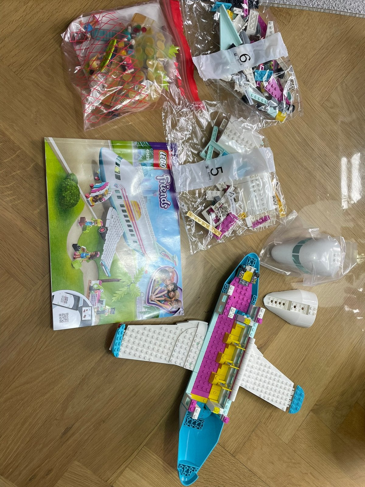 Lego friends 41429 Heartlake City Vliegtuig met doos, Ophalen, Friends, Zo goed als nieuw, Complete set