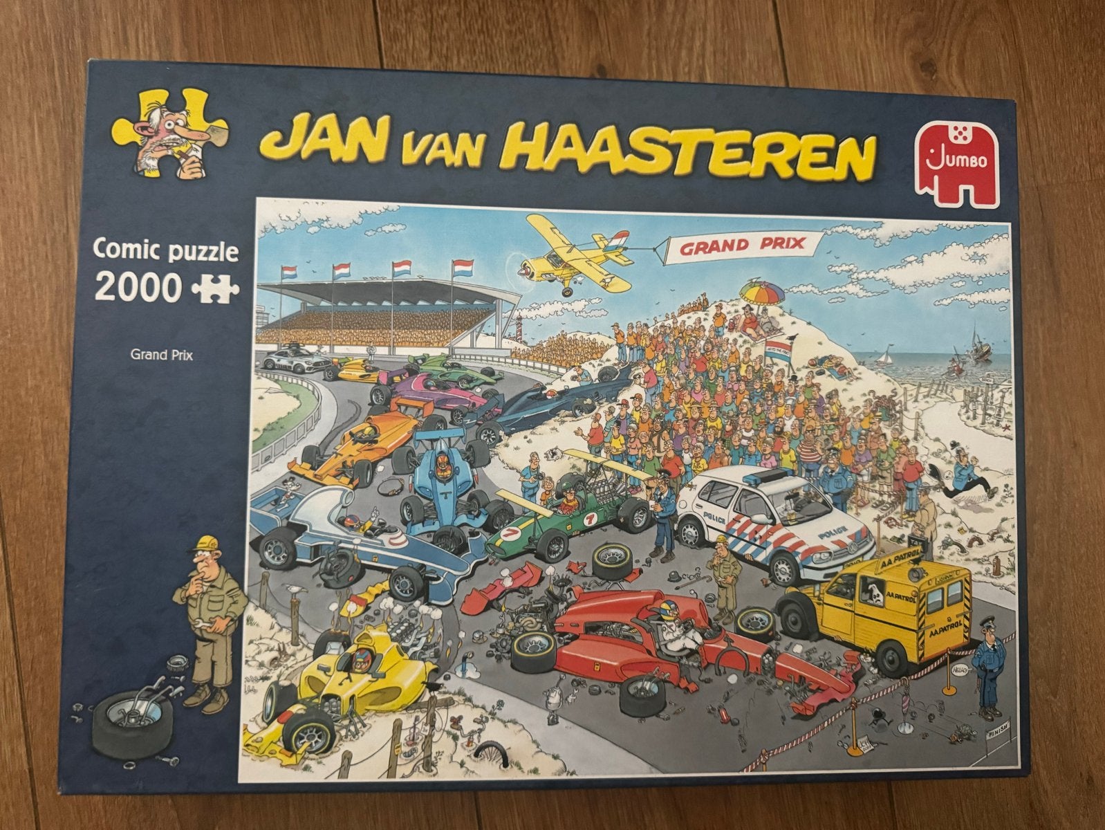 Jan van Haasteren Grand Prix 2000 stukjes puzzel, Een of twee spelers, Ophalen of Verzenden, Zo goed als nieuw
