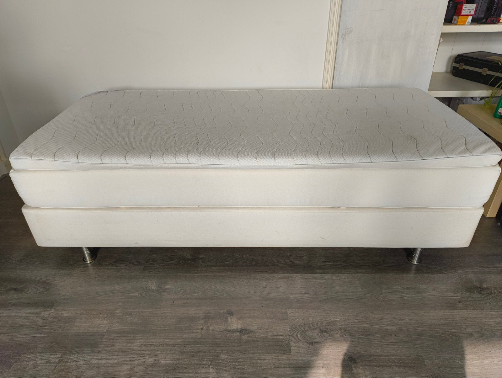 Boxspring eenpersoons bed, Ophalen, Gebruikt, 90 cm, Eenpersoons