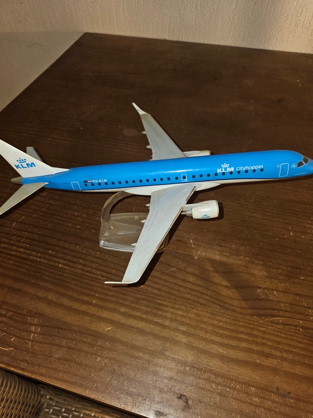 KLM Cityhopper Vliegtuig Model - Zo goed als nieuw, 1:72 tot 1:144, Zo goed als nieuw, Vliegtuig, Ophalen