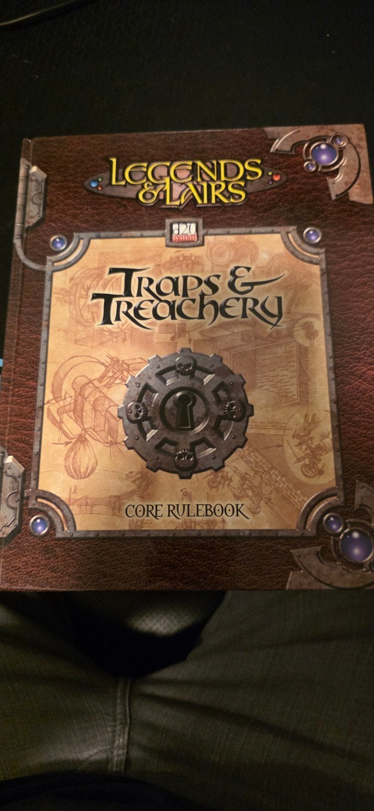 Legends & Lairs: Traps & Treachery Core Rulebook, Ophalen of Verzenden
