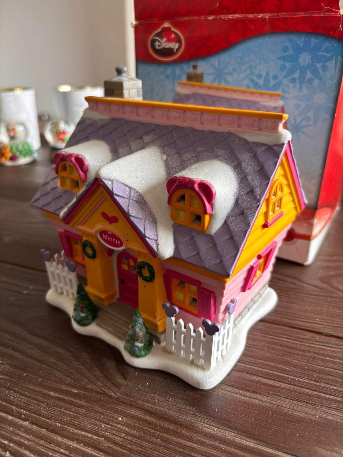 Disney department 56 minnies kerstdorp huisje, Ophalen of Verzenden, Zo goed als nieuw