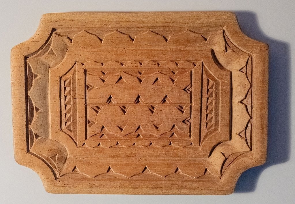 Indonesisch houtsnijwerk dienblaadje, Antiek en Kunst, Kunst | Beelden en Houtsnijwerken, Houtsnijwerk, Art deco, Ophalen of Verzenden