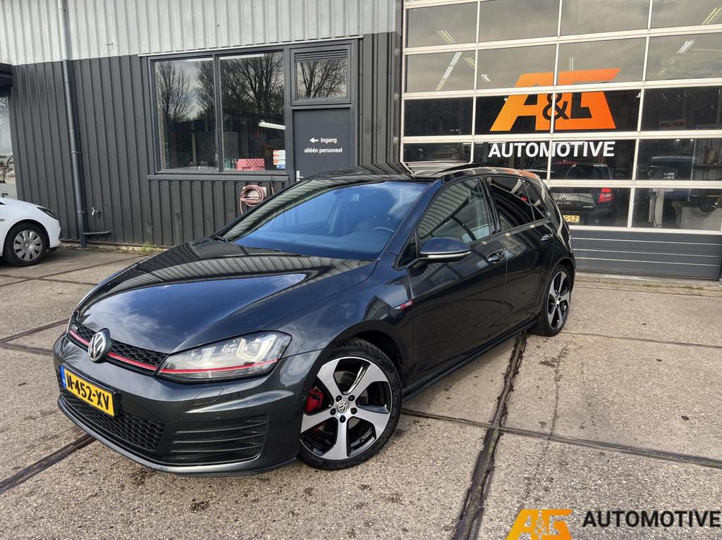 Volkswagen Golf 7 2.0 TSI GTI DSG 2015 5DRS Grijs | Pano |, Auto's, Bi-Xenon koplampen, Euro 6, 4 cilinders, 1984 cc
