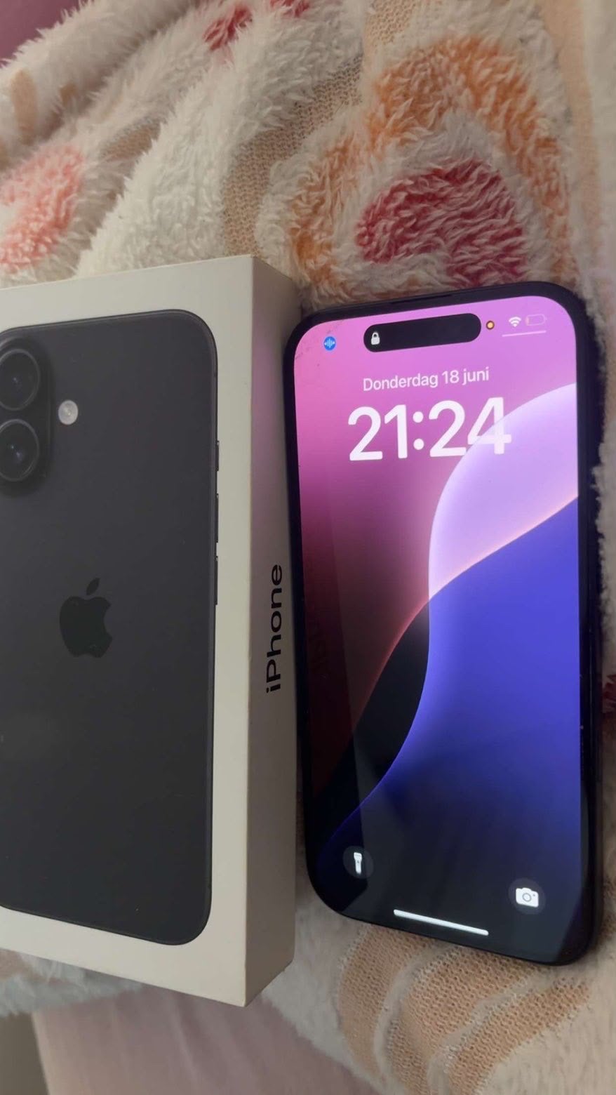 Iphone 16, Ophalen, Zo goed als nieuw, 128 GB