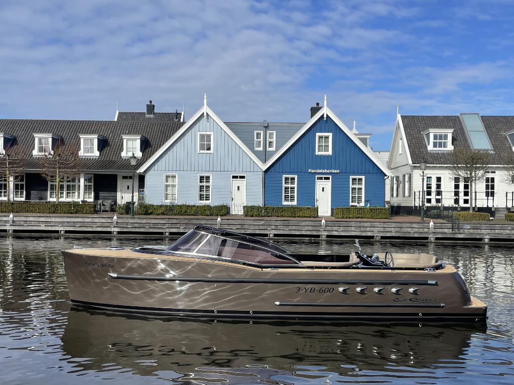 Zarro Maxx 27 2018 met Mercruiser 260pk als nieuw!, Ophalen, Binnenboordmotor, Diesel, Zo goed als nieuw