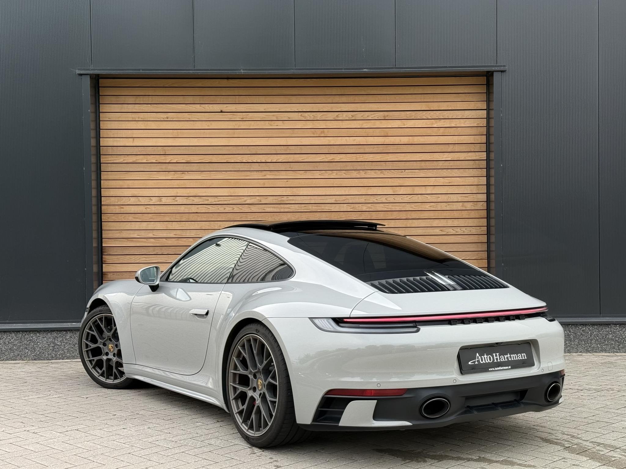 Porsche 911 992 3.0 Carrera S LIFT | SPORT-DESIGN | SPORTUIT, Auto's, Automaat, Dealer onderhouden, Achterwielaandrijving, Gebruikt