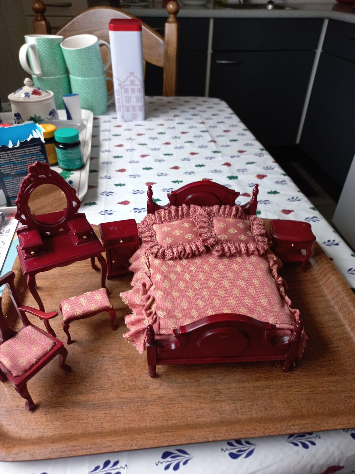 Slaapkamer meibels, Ophalen, Zo goed als nieuw, Poppenhuis