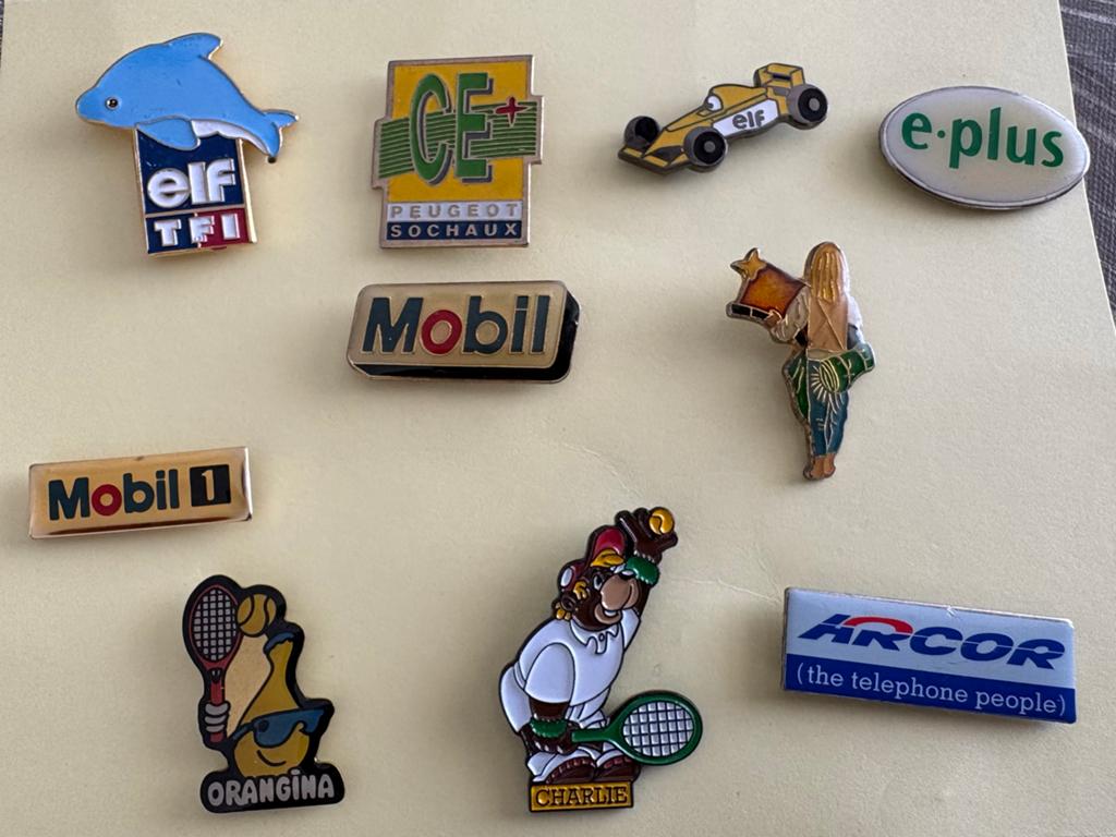 Grote collectie van 40 vintage pins, Ophalen of Verzenden, Gebruikt, Overige onderwerpen, Speldje of Pin