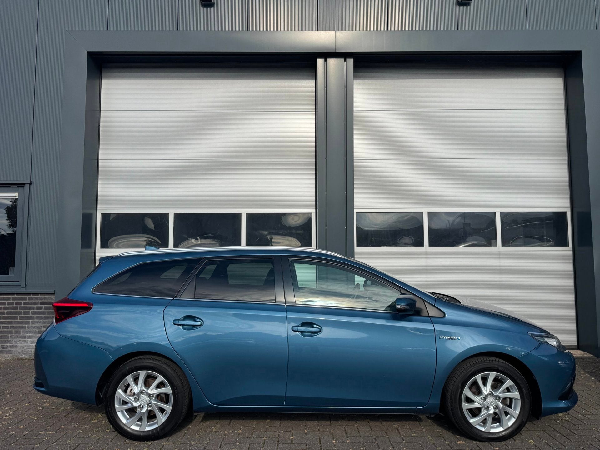 Toyota Auris 1.8 Hybrid Executive Keyless Parkeercamera, 28 km/l, Gebruikt, Euro 6, 4 cilinders