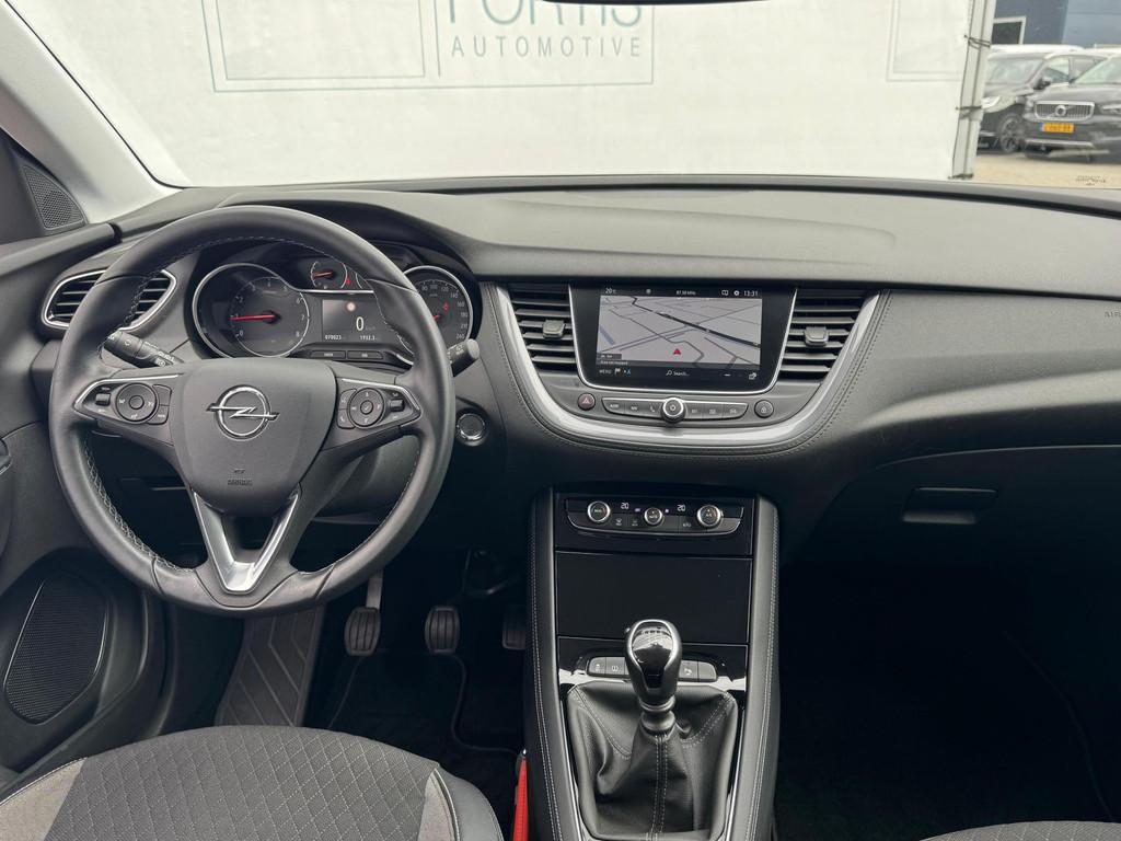 Opel Grandland X 1.2 Turbo Innovation NL-AUTO | NAVI | CARPL, Voorwielaandrijving, Gebruikt, 1199 cc, Leder en Stof