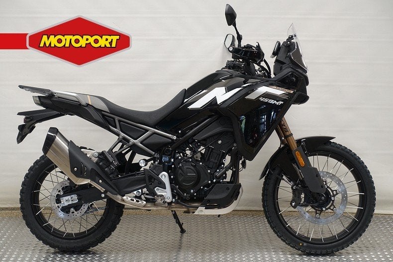 CFMOTO 450MT Rally (bj 2026), Toermotor, CFMOTO, Battelsesteenweg 471
B-2800  Mechelen, BE, Salesdesk@bwimport.eu