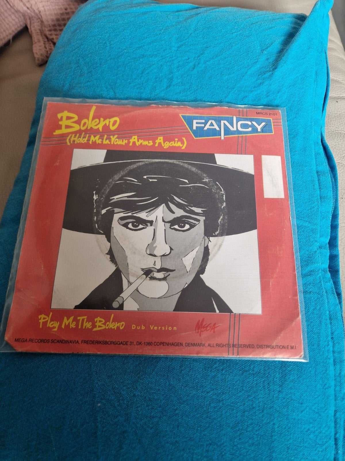 Fancy  Bolero  ( hold me in your arms again), Ophalen of Verzenden, Gebruikt, 7 inch, Pop