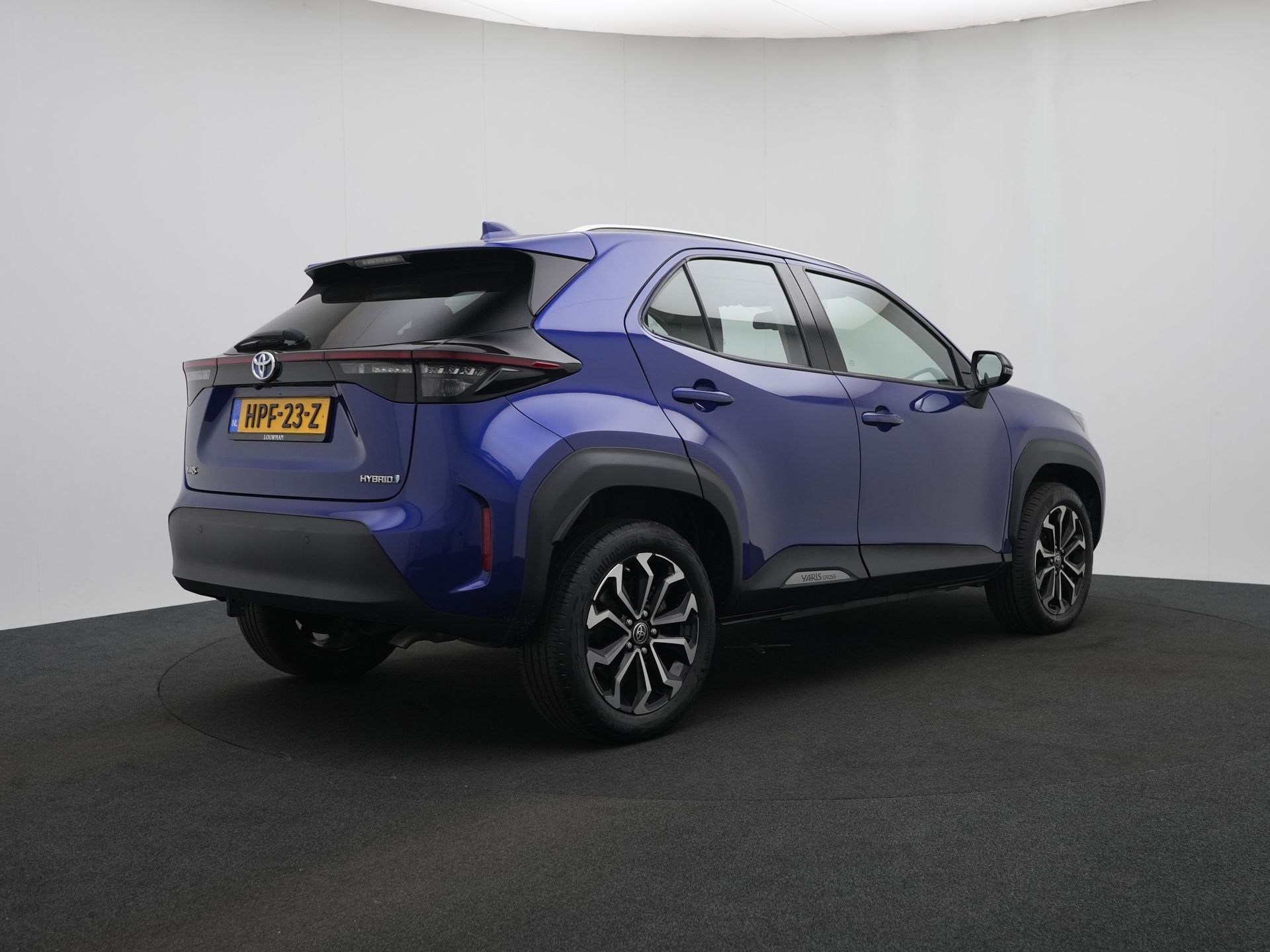 Toyota Yaris Cross 1.5 Hybrid Dynamic (bj 2022, automaat), 12 maanden, Stof, Gebruikt, Blauw