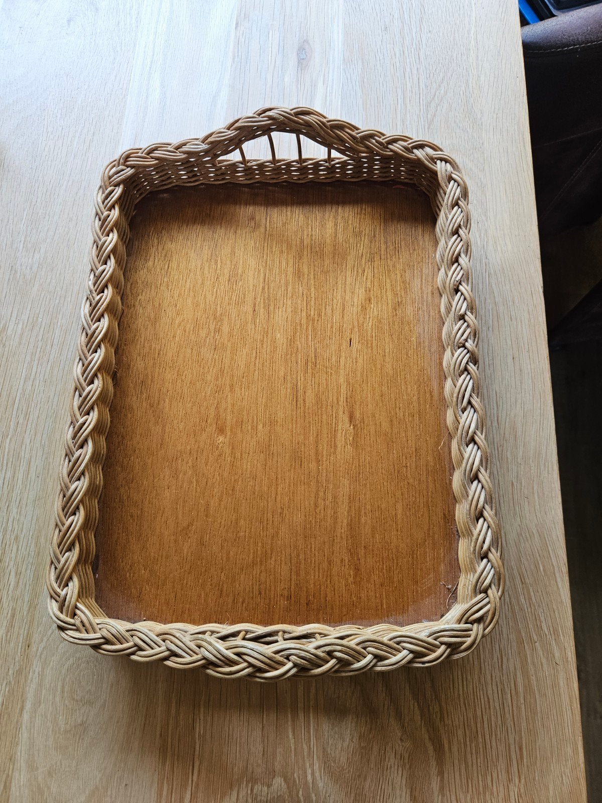 Vintage dienblad van gevlochten riet en hout, Gevlochten, Gebruikt, Natuurlijk materiaal, Ophalen of Verzenden