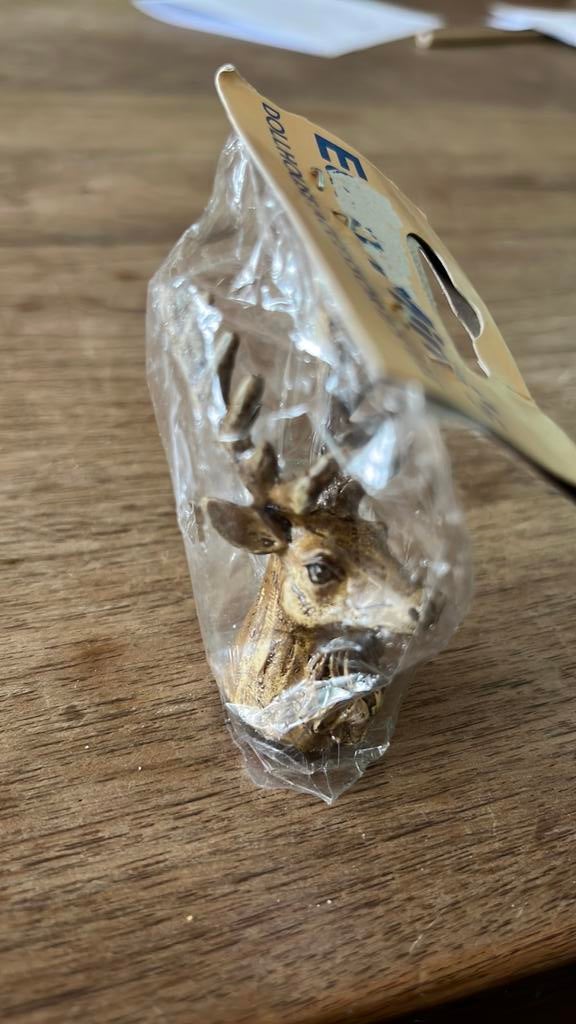 Nieuw hertenkop voor in poppenhuis Euro Mini’s., Verzenden, Nieuw, Poppenhuis