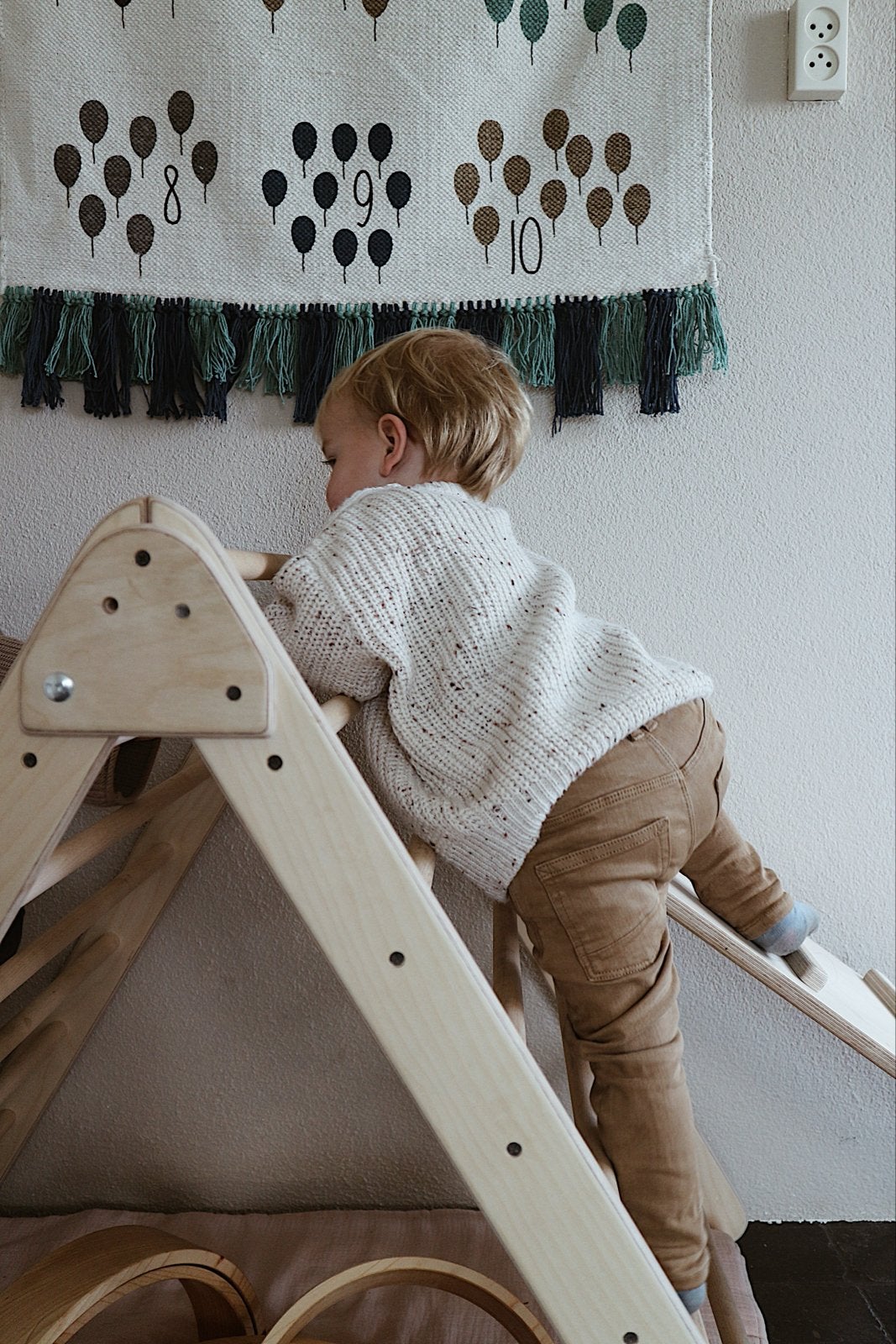Montessori Klimdriehoek met Glijbaan voor Kinderen, Ophalen, Zo goed als nieuw, Glijbaan