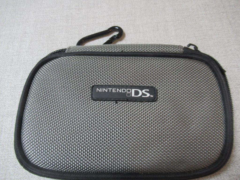 NINTENDO DS opberg hoesje, Spelcomputers en Games, 1 speler, Ophalen of Verzenden, Zo goed als nieuw, Vanaf 3 jaar