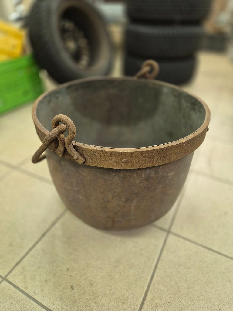 Oude koperen ketel / aker met ijzeren hengsel, Antiek en Kunst, Antiek | Koper en Brons, Ophalen, Koper