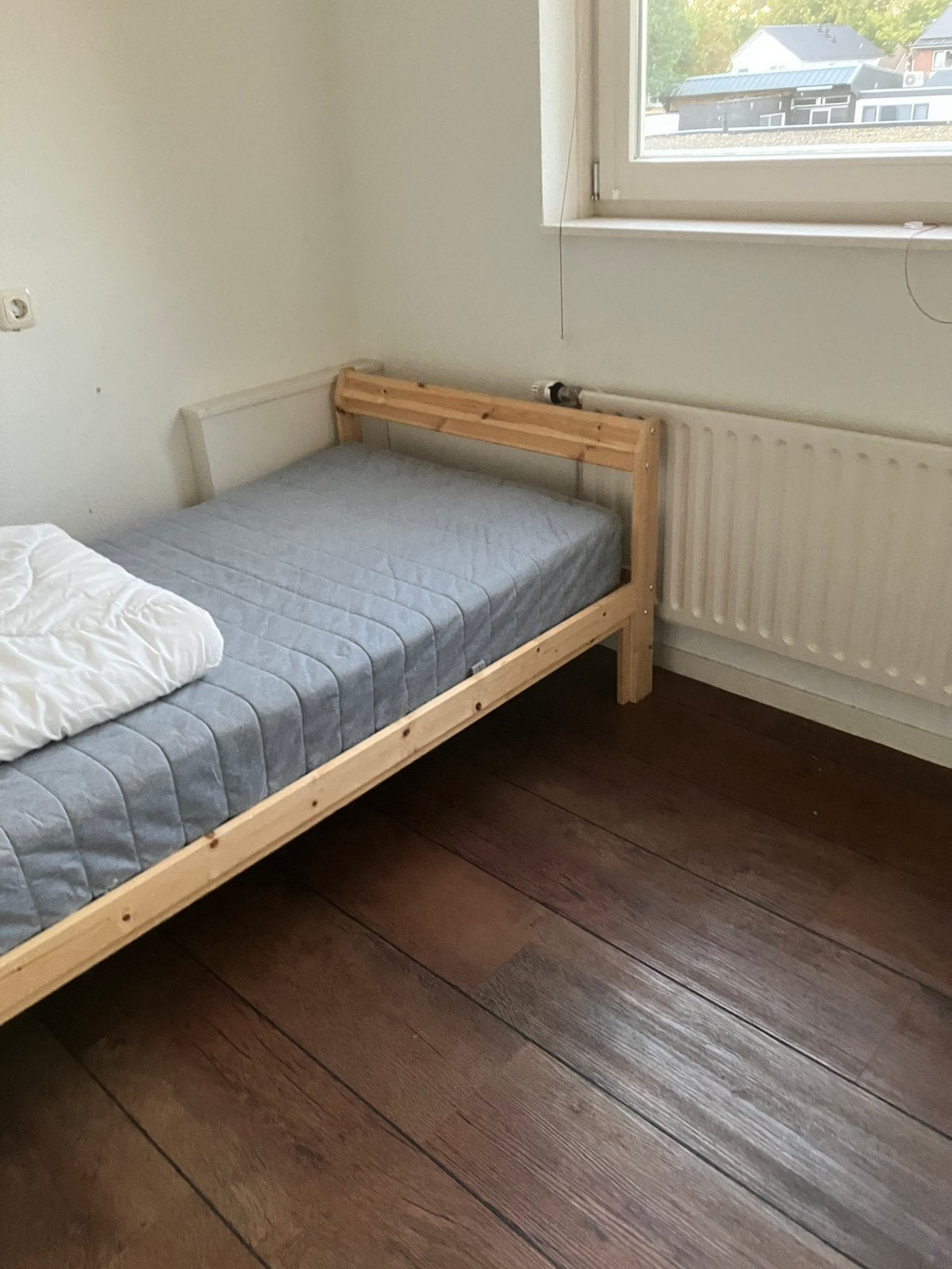 1 persoons bed incl lattenbodem en matras, Huis en Inrichting, Ophalen, Gebruikt, Eenpersoons