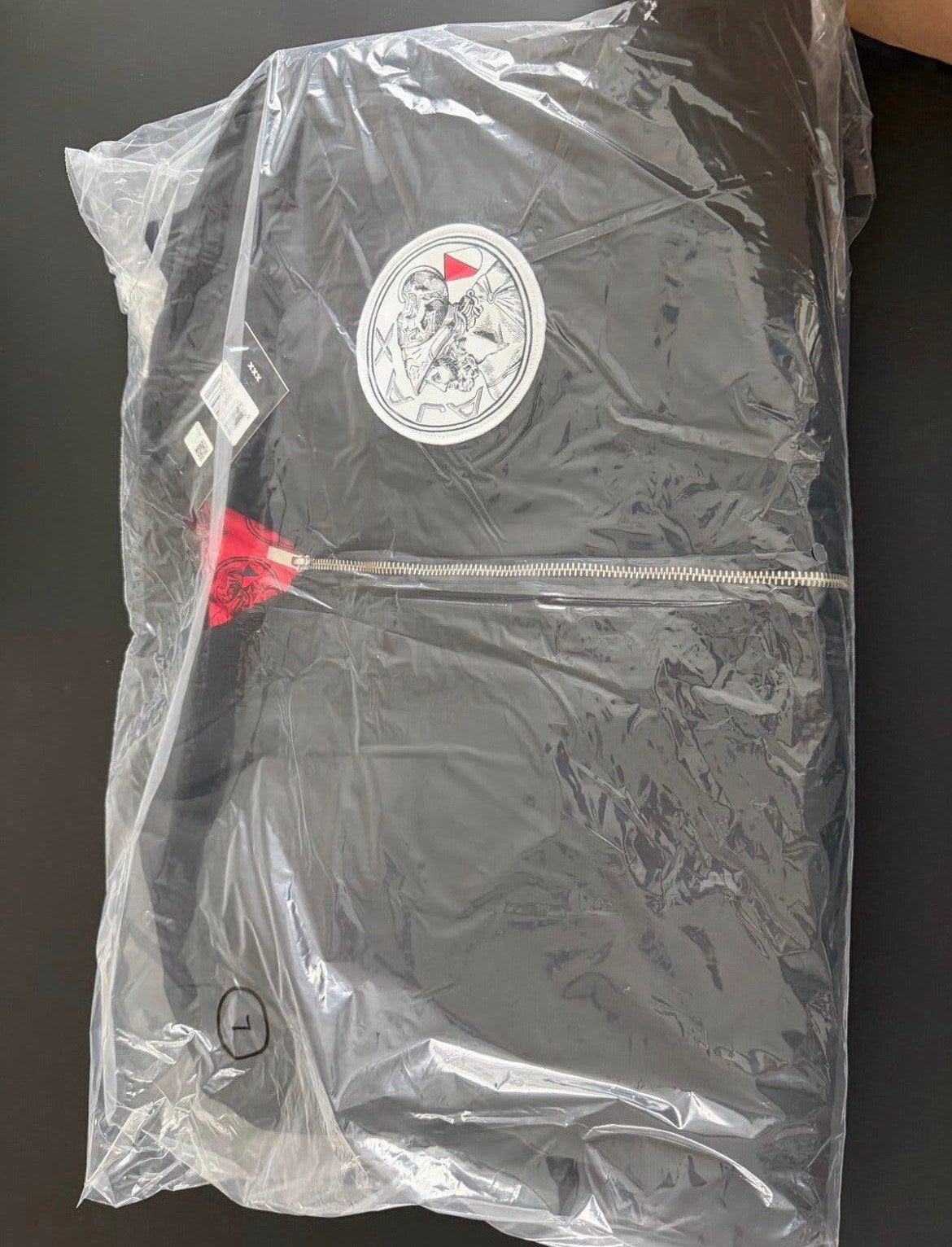 Exclusief Ajax SV Leden zwart bomberjack van Ajax maat M, Ophalen of Verzenden, Nieuw, Ajax