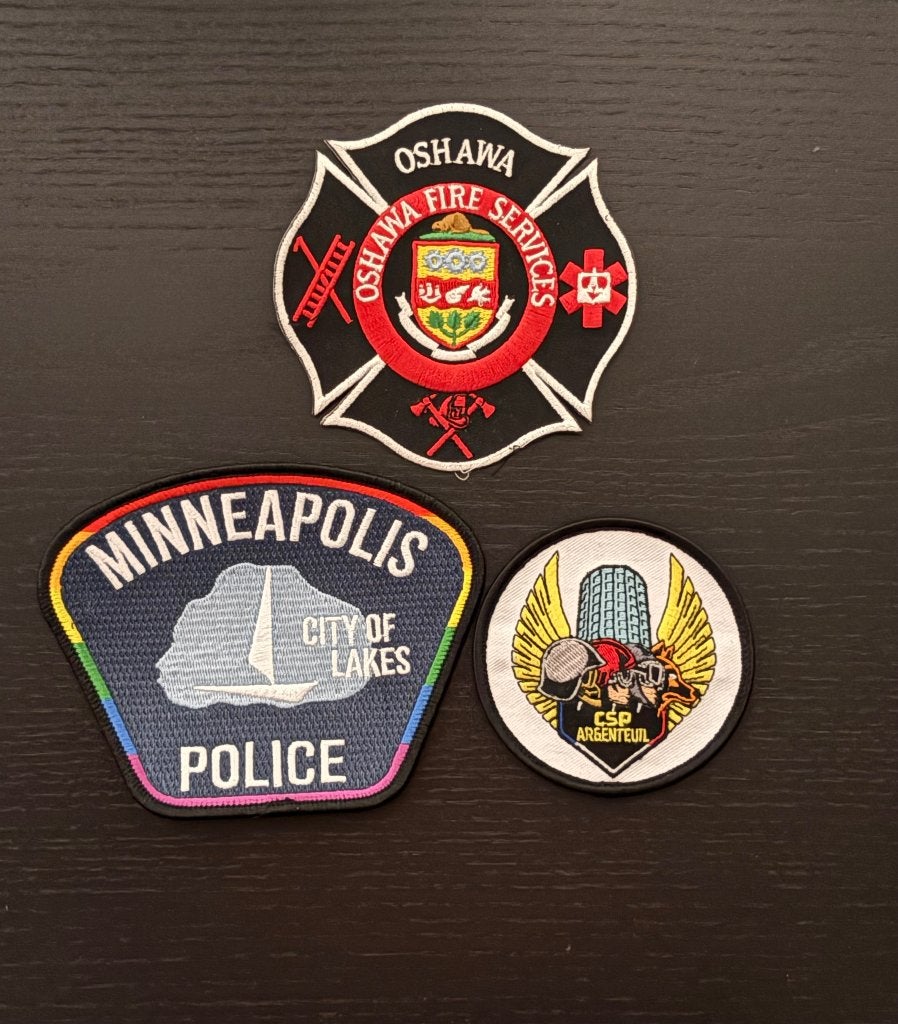 Diverse brandweer / politie patches, Verzamelen, Ophalen of Verzenden, Overige soorten, Overige gebieden, Embleem of Badge