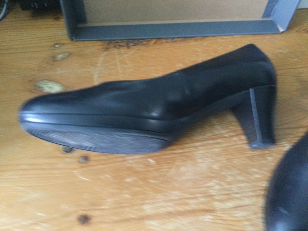 Nieuwe lederen Gabor stewardess pumps, Gabor, Verzenden, Nieuw, Zwart