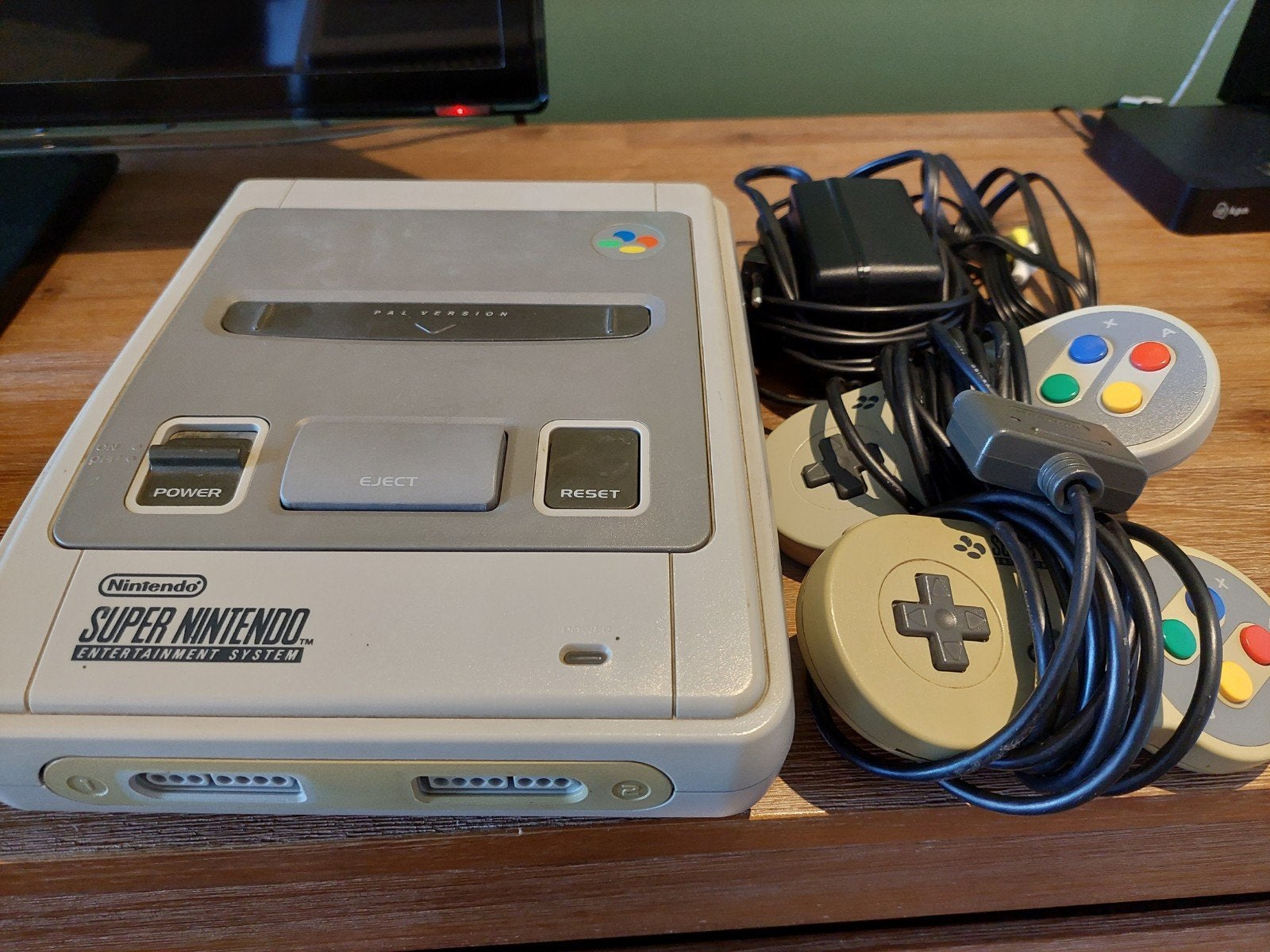 Super Nintendo snes., Ophalen, Gebruikt, Met 2 controllers
