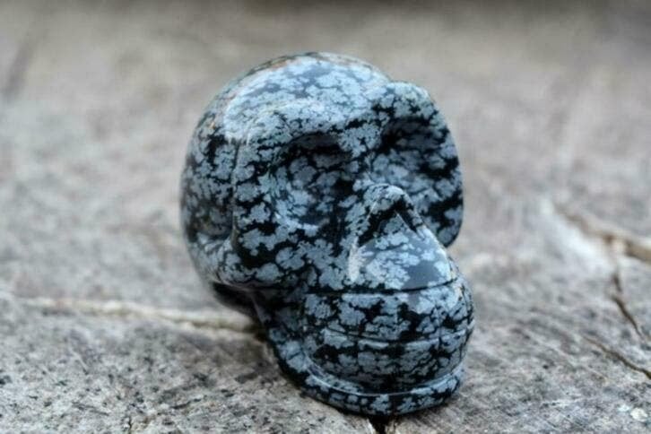 Sneeuwvlokken Obsidiaan schedel (nr. 032 5), Ophalen of Verzenden, Mineraal