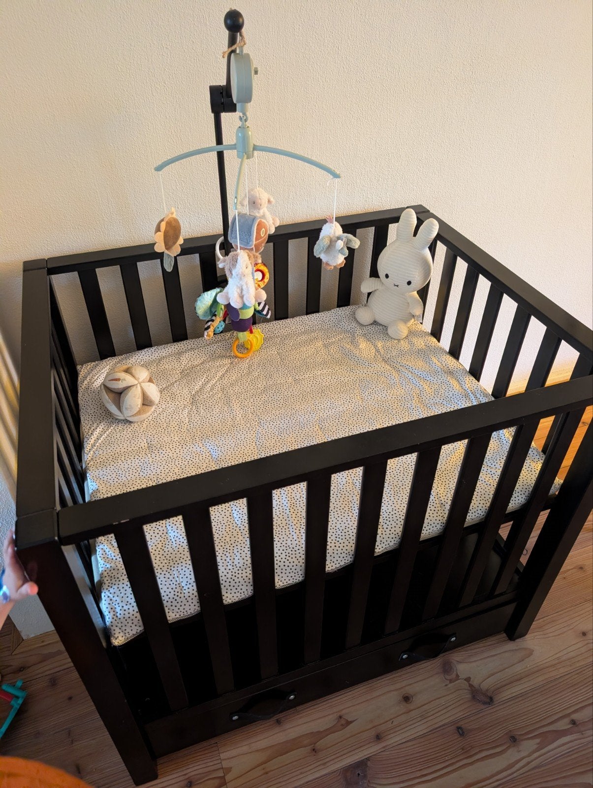 Muziekmobiel Little Dutch Little Farm, Kinderen en Baby's, Ophalen, Zo goed als nieuw, Mobiel, Met geluid