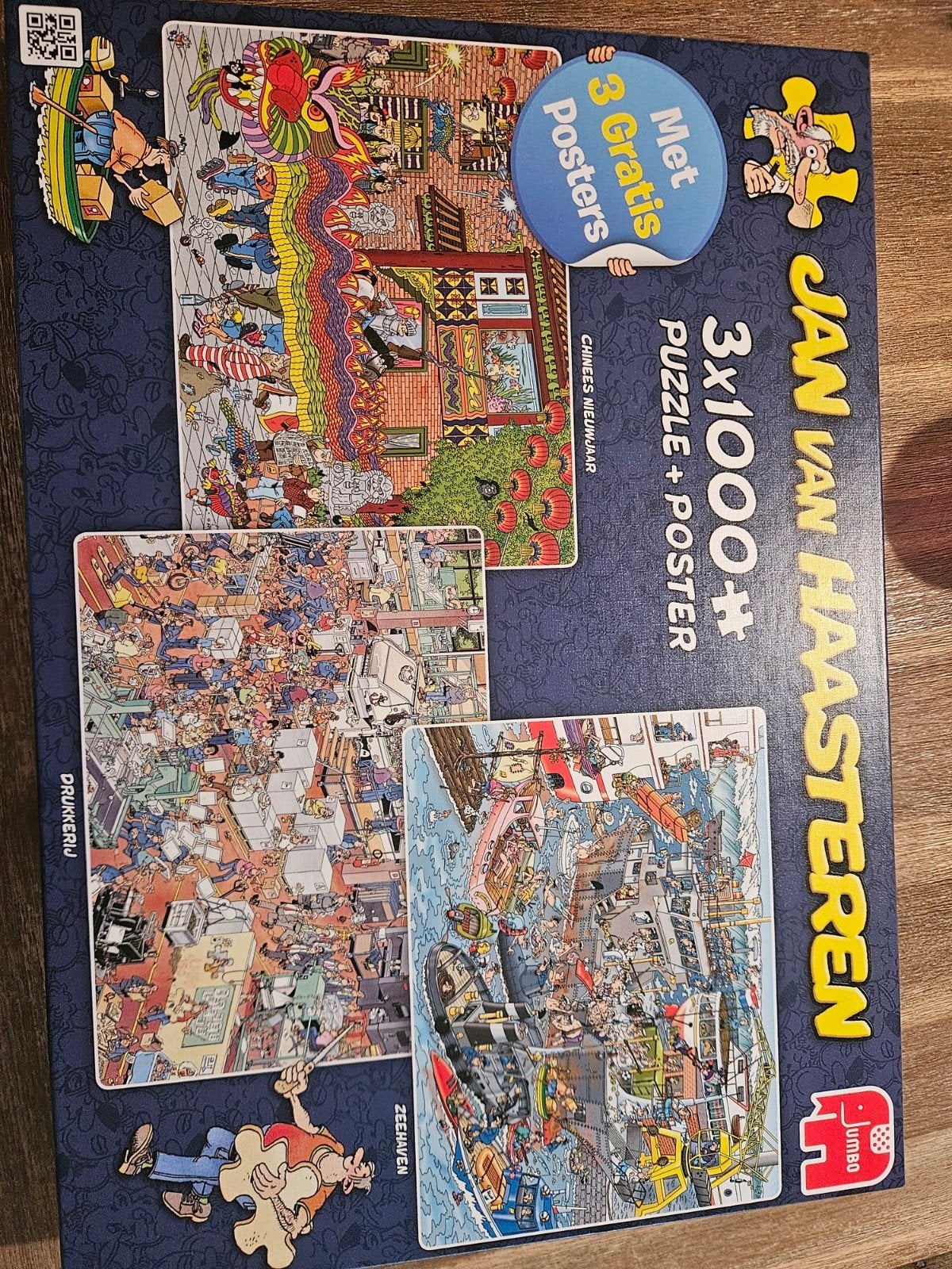 Jan van Haasteren Puzzelbox 3x1000 stukjes - Nieuwstaat, Hobby en Vrije tijd, Denksport en Puzzels, Ophalen, 500 t/m 1500 stukjes