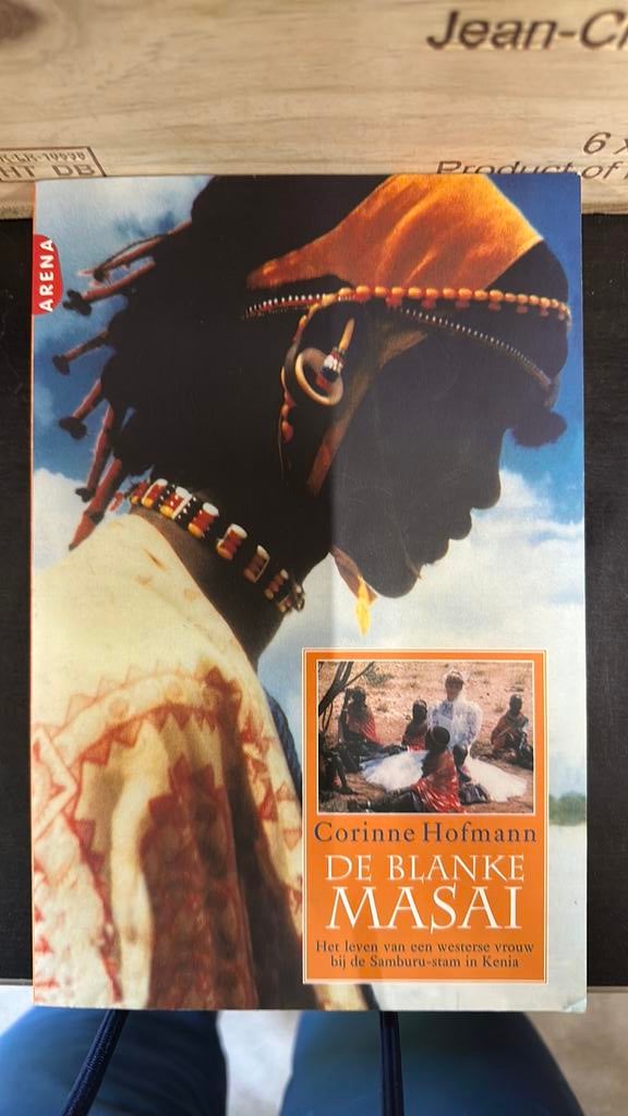 Corinne Hofmann - De blanke masai, Boeken, Ophalen of Verzenden, Zo goed als nieuw, Corinne Hofmann
