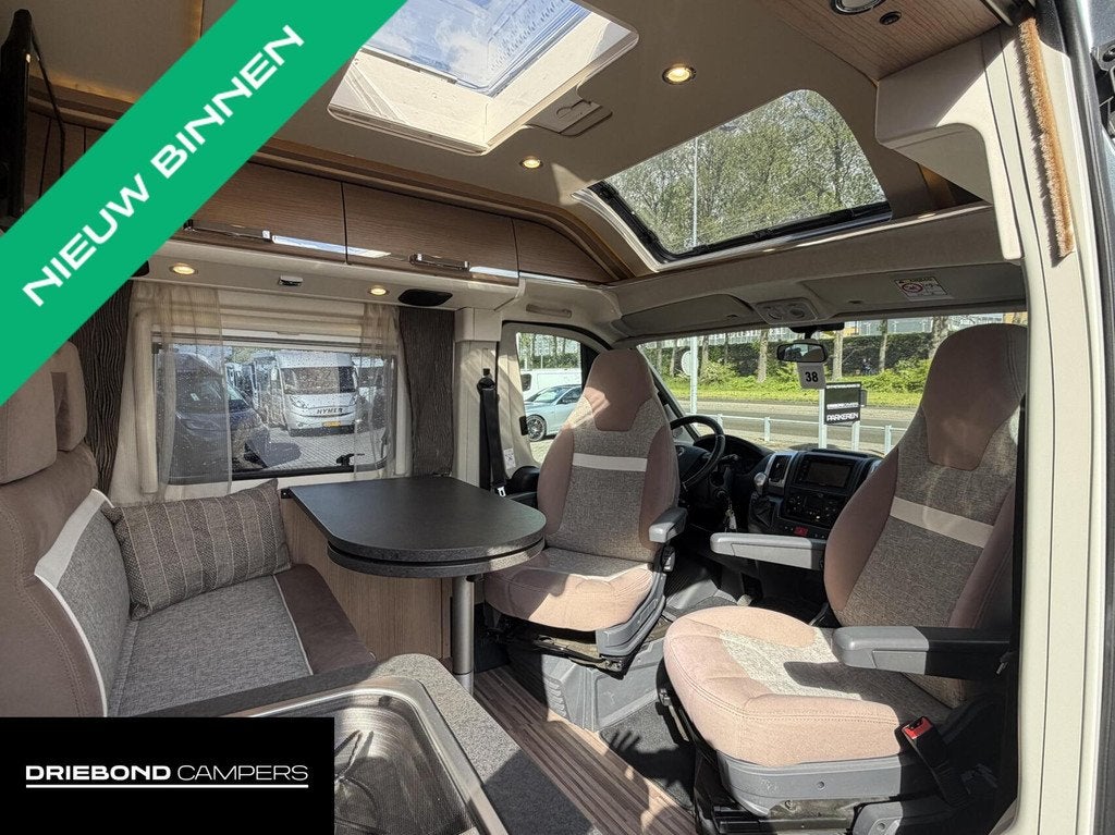 Carthago 640 LE Charming GT Automaat Enkele Bedden Zonnepane, Automaat, Buscamper of Camperbus, Airbags, 6 tot 7 meter