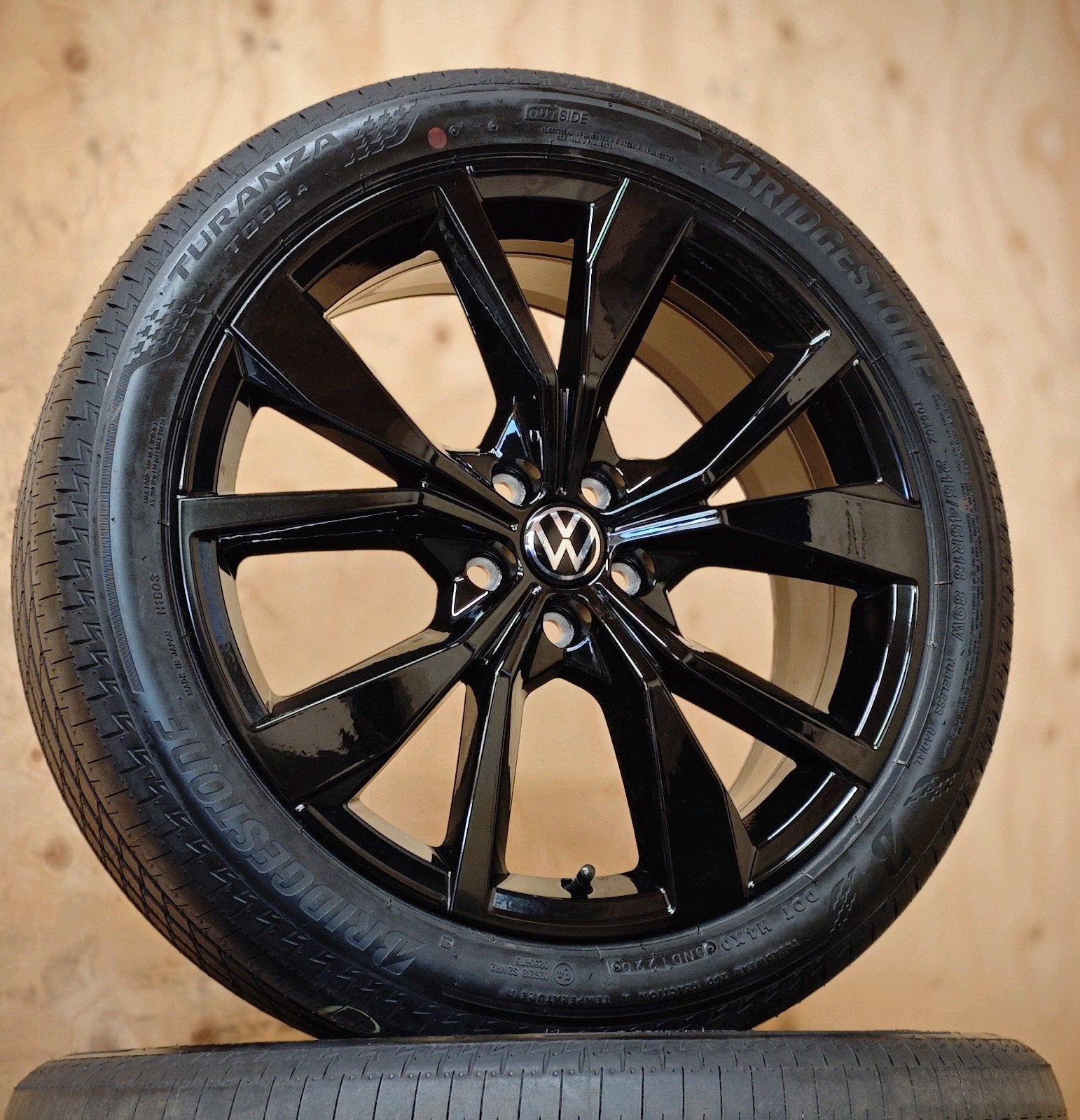Org. 18" VW MISANO velgen Taigo Tcross volkswagen T-cross, 18 inch, 215 mm, VW, Banden en Velgen