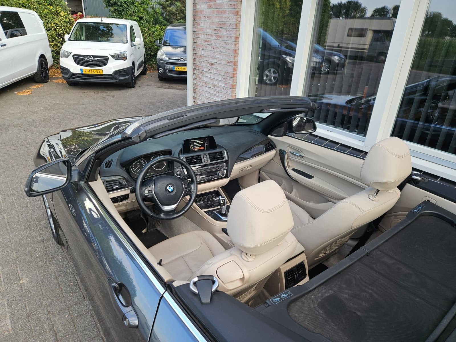 BMW 2-serie Cabrio 218i Executive Automaat! NAP! Leer! Airco, Auto's, Automaat, Gebruikt, Euro 6, Cabriolet