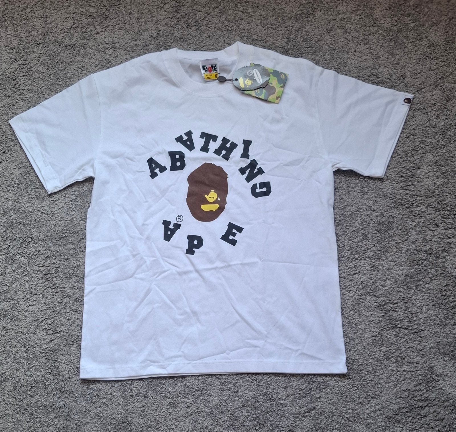 A Bathing Ape BAPE T-shirt Wit Maat M Nieuw, Kleding | Heren, T-shirts, Nieuw, Maat 48/50 (M), Wit, Ophalen of Verzenden
